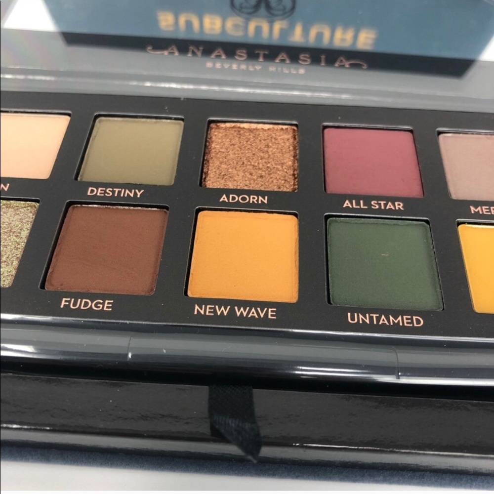 NIB Anastasia Subculture Eye Palette - Picture 5 of 8